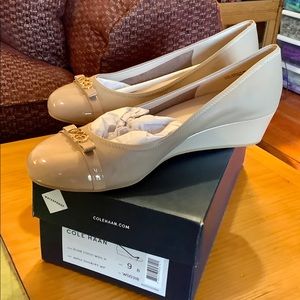 Cole Haan Platform Wedge Heels Low Heel Size 9 NWT NIB